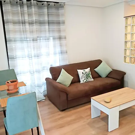 Apartamento En El Corazon Del Casco Antiguo De *